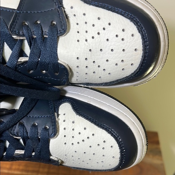 Nike Air Jordan Blue and White High-Tops, Women’s 7 - Picture 4 of 8